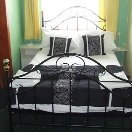 The Woodfield , Indoor Heated Swimming Pool, Spacious Lounge And Bar Blackpool