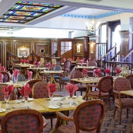 Hotell The Savoy (adults Only) 3*