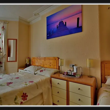 Bed & Breakfast Shazron 3*
