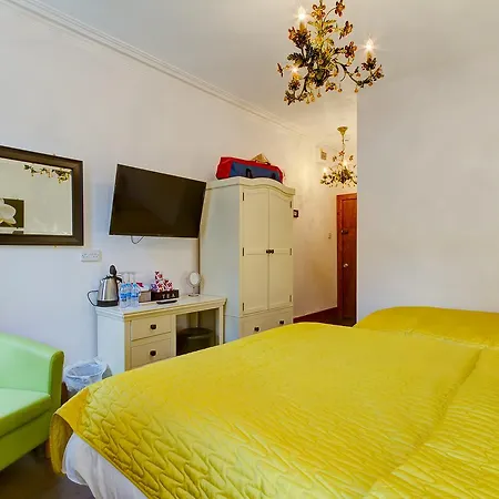 Гостевой дом Sutton Park 3*