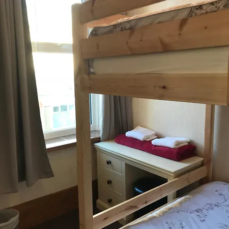 Sutton Park Гостевой дом 3*