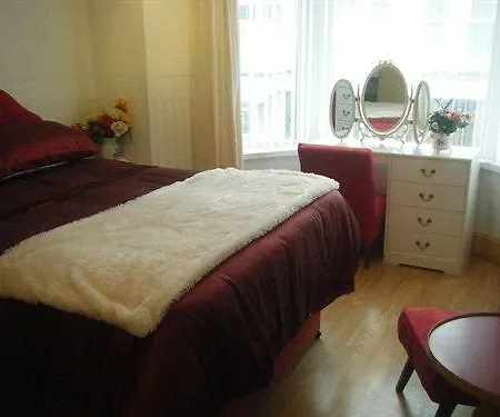 Bed & Breakfast Fairhaven On Woodfield Road Blackpool