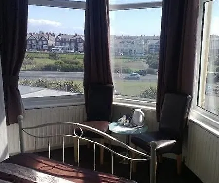 Waves Bed & Breakfast Blackpool