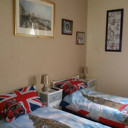 The Mercury, - Over 21's Only Bed & Breakfast Blackpool
