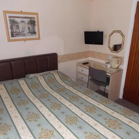 Pearl Hotel