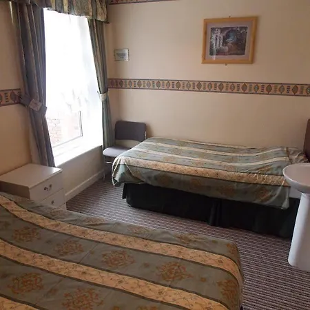 Pearl Hotel