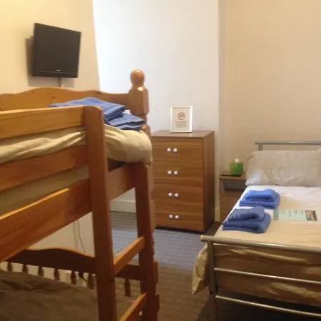 Pier View For Families Bed & Breakfast Blackpool