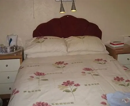 Bed & Breakfast Shazron 3*