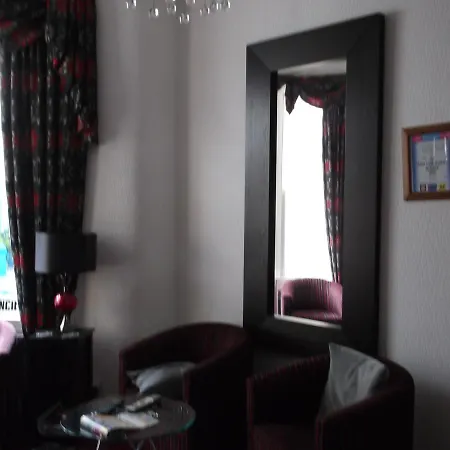 Guest house Ash Lea