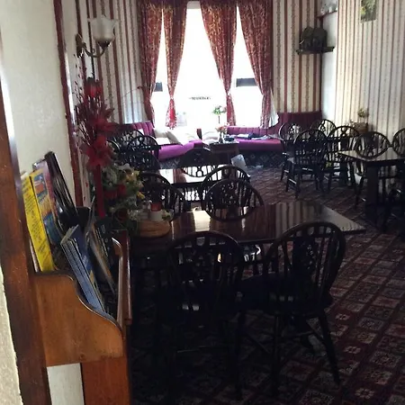 Shazron Bed & Breakfast 3*