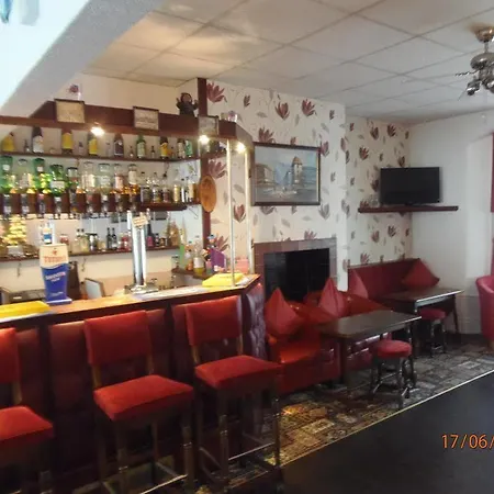 Oban House Guest house 3*