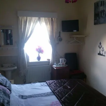 Bed & Breakfast The Mercury, - Over 21's Only