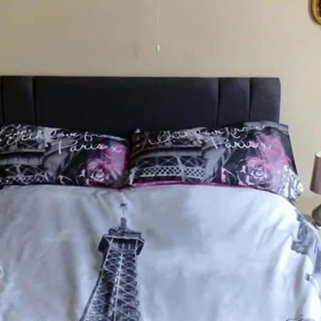 Bed & Breakfast The Mercury, - Over 21's Only 4*