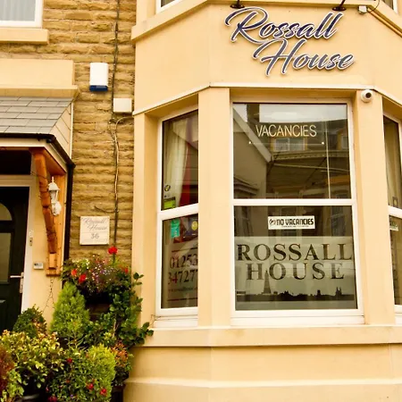 Rossall House , For Families & Couples 3* Blackpool