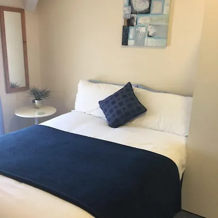 马洛旅舍 3*