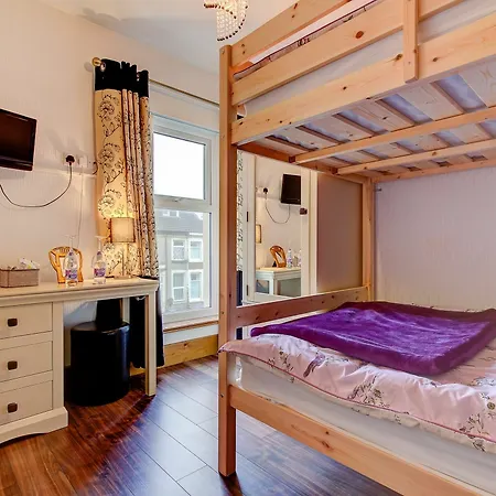 Sutton Park Гостевой дом 3*