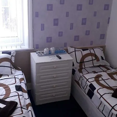Belroy 3*