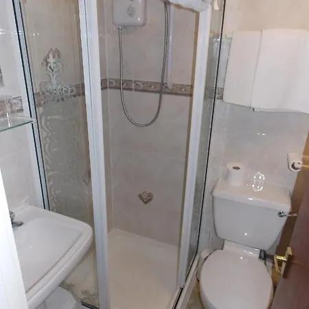 Pearl Hotel 3*