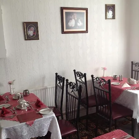 Oban House 3* Blackpool