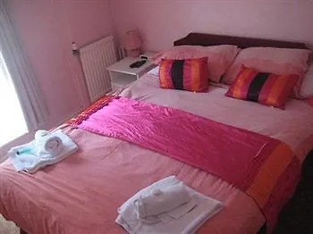 Cardoh Guest house